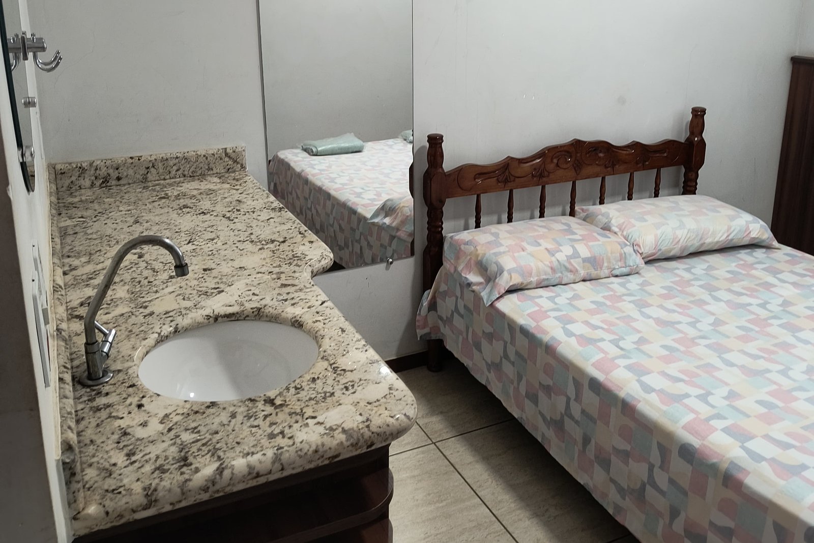 Quarto de Casal Premium - Visão 2